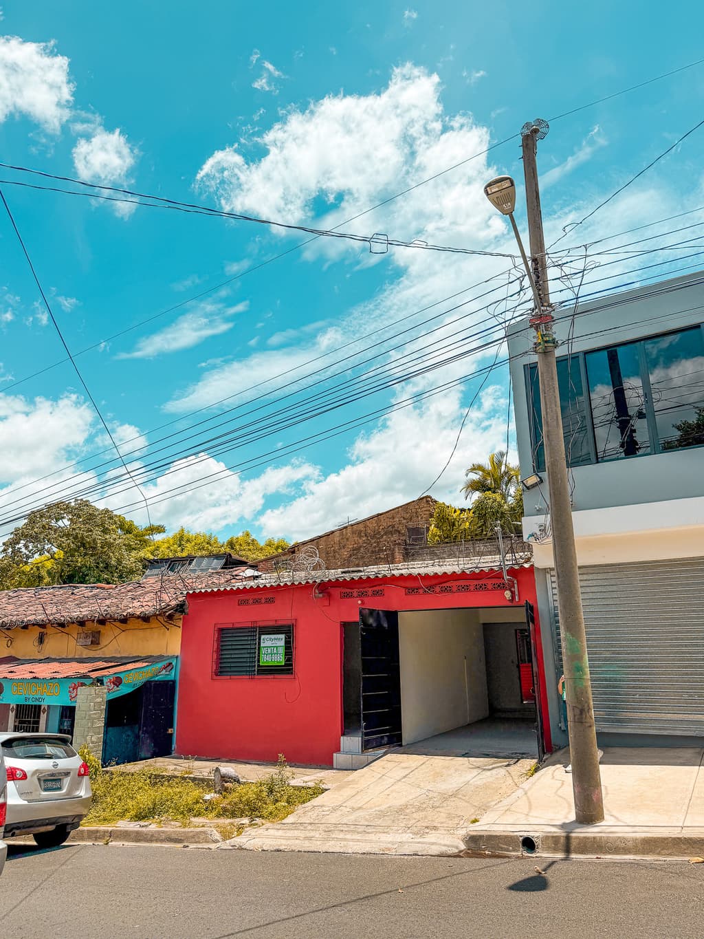 Casa en venta con uso comercial en Santa Ana - foto 1