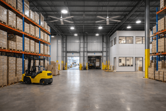 Nave industrial en alquiler Plan de la Laguna 7500 m² - foto 1