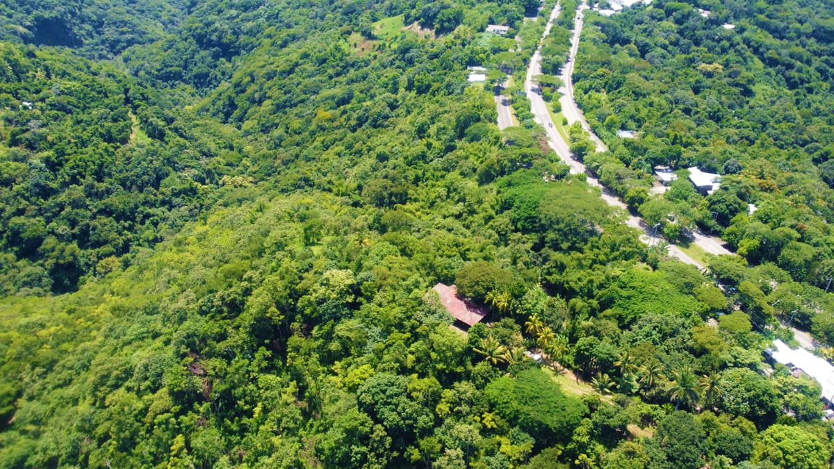 Terreno de 16 Manzanas cerca de Autopista a Comalapa - foto 1