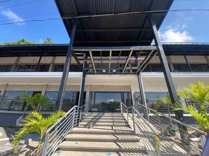 Alquilo locales comerciales en Surf City La Libertad - foto 4