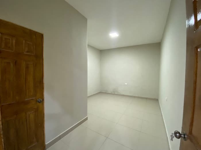 Casa comercial y residencial en centro de Zacatecoluca - foto 20