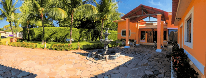 Casa de playa en venta en Residencial Las Veraneras - Fachada
