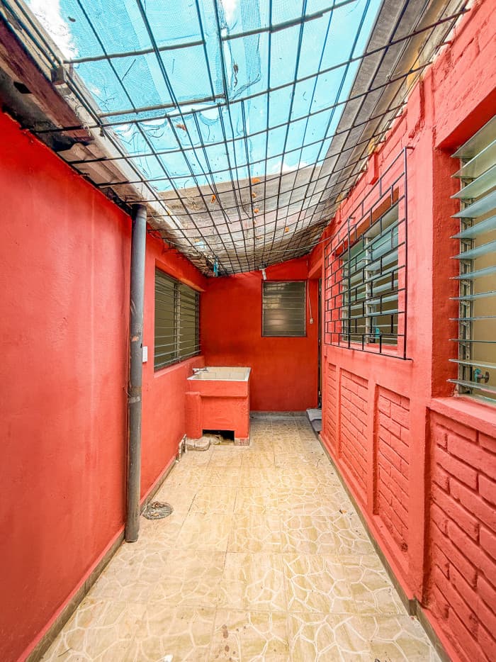Casa en venta con uso comercial en Santa Ana - foto 3