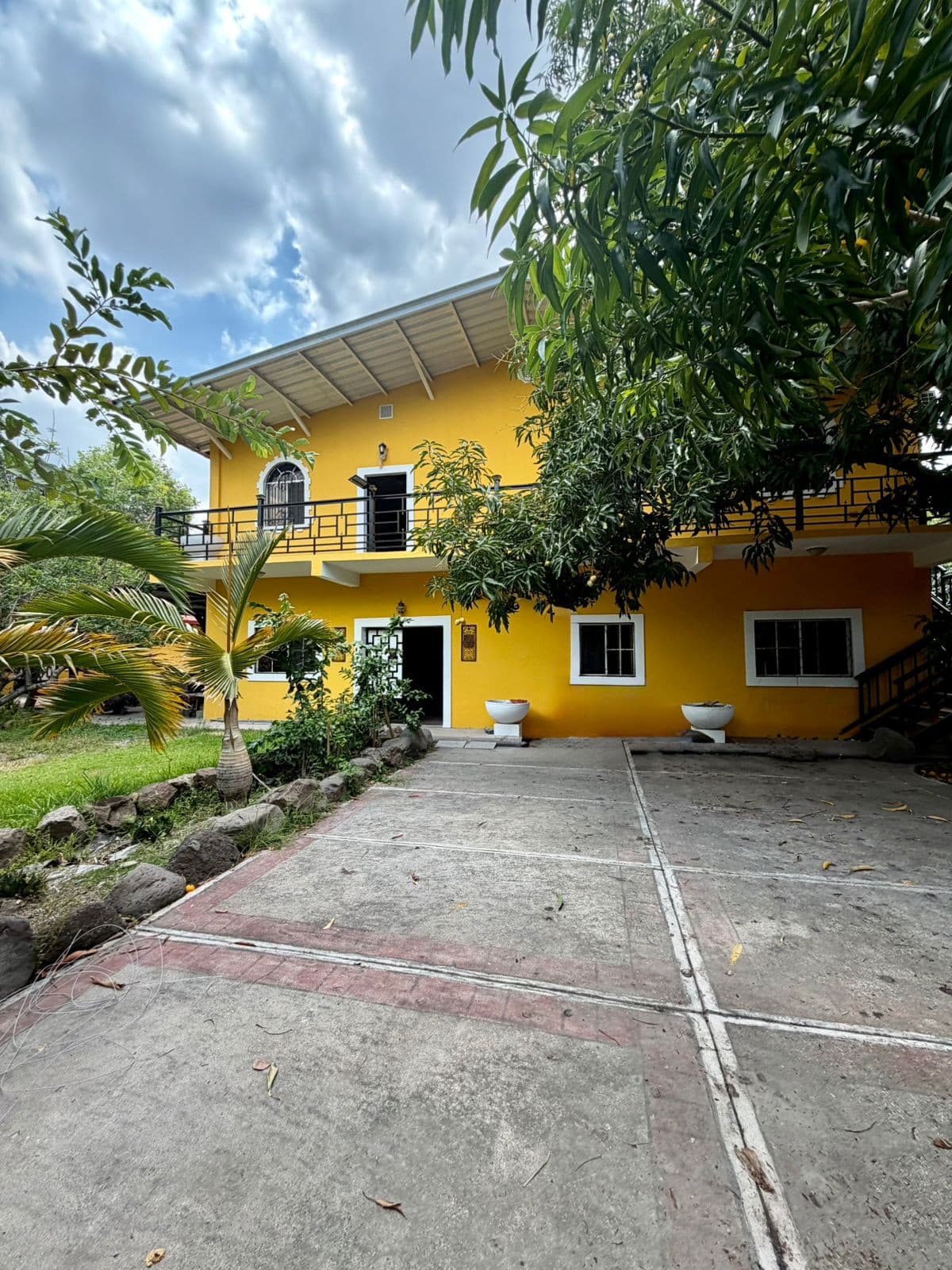Alquilo apartamento en segundo nivel San Luis Talpa - foto 3