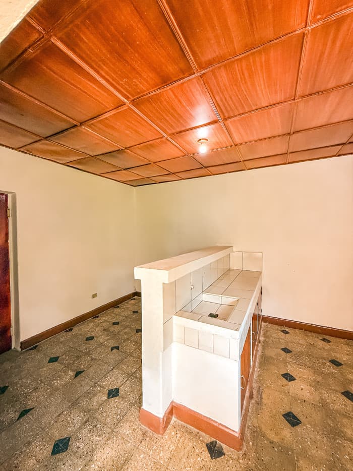 Casa comercial sobre Paseo El Carmen en Santa Tecla - foto 10