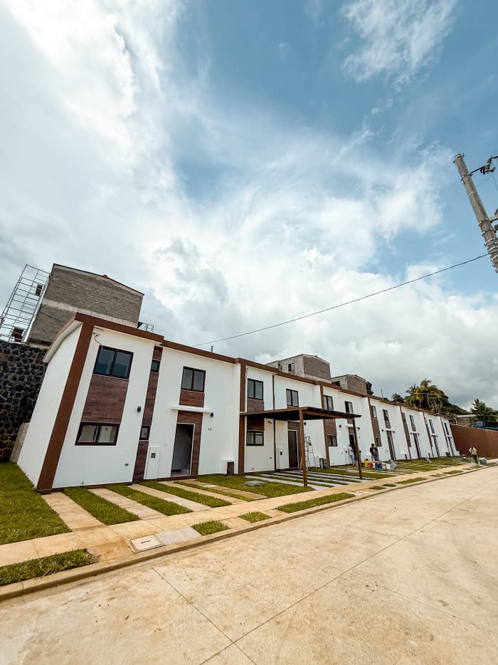 Casas nuevas en venta en Zaragoza La Libertad - foto 2