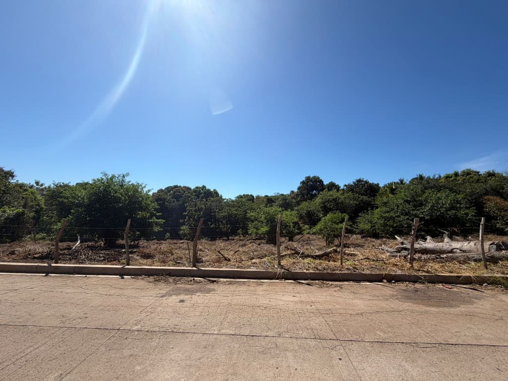 Terreno comercial en venta en Jicalapa La Libertad - foto 4