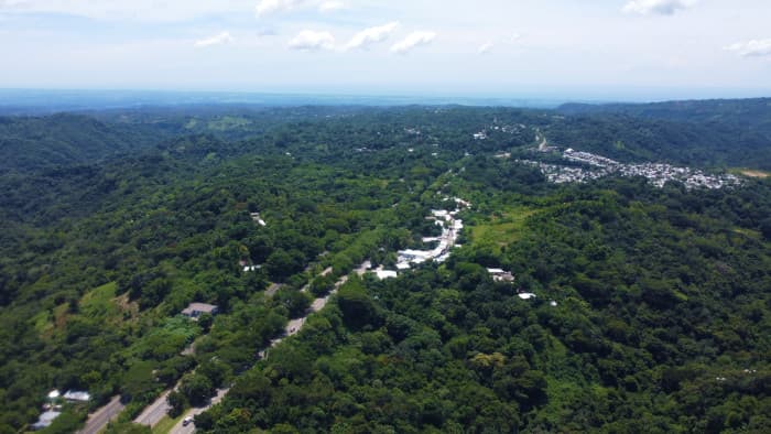 Terreno de 16 Manzanas cerca de Autopista a Comalapa - foto 6
