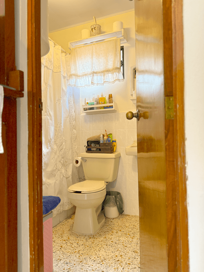 Casa en venta en Residencial Utila Santa Tecla - Baño