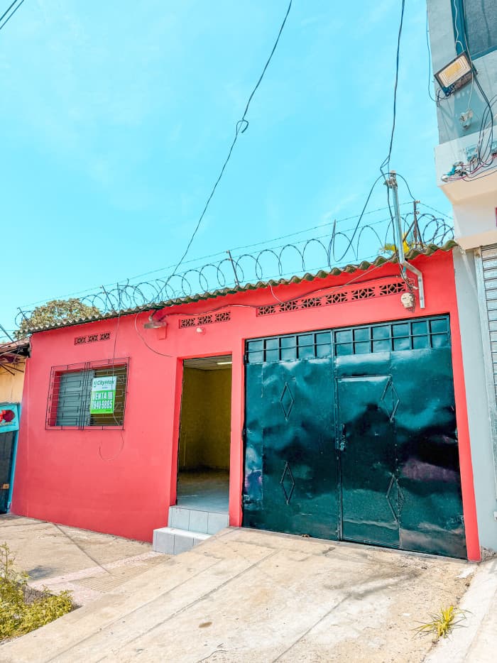 Casa en venta con uso comercial en Santa Ana - foto 12