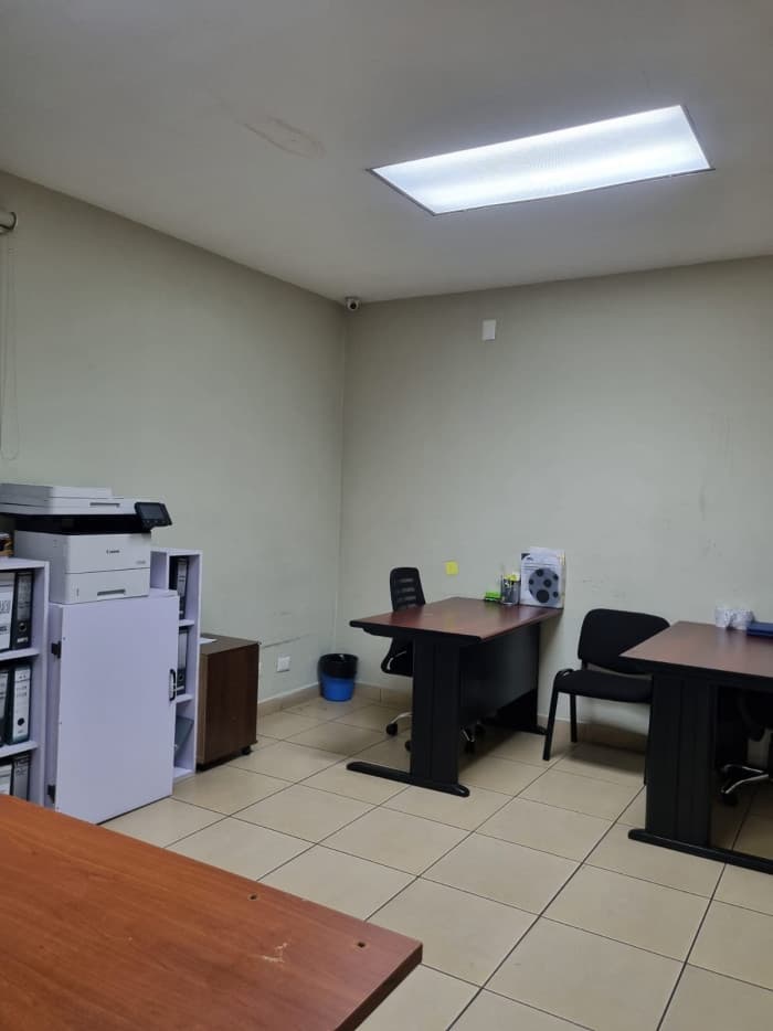 Edificio en alquiler Bulevar Los Próceres de 470 metros - foto 13
