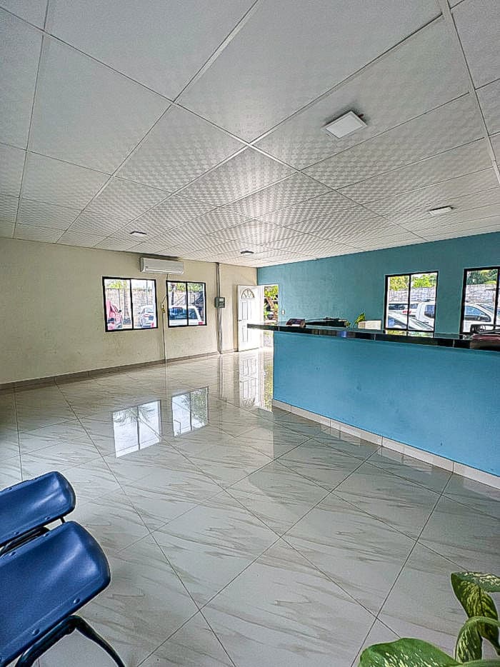 Propiedad comercial en venta cercano al aeropuerto - Interior de inmueble