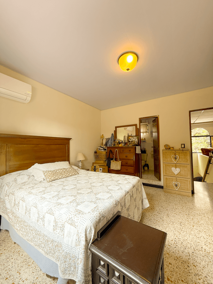 Casa en venta en Residencial Utila Santa Tecla - Dormitorio