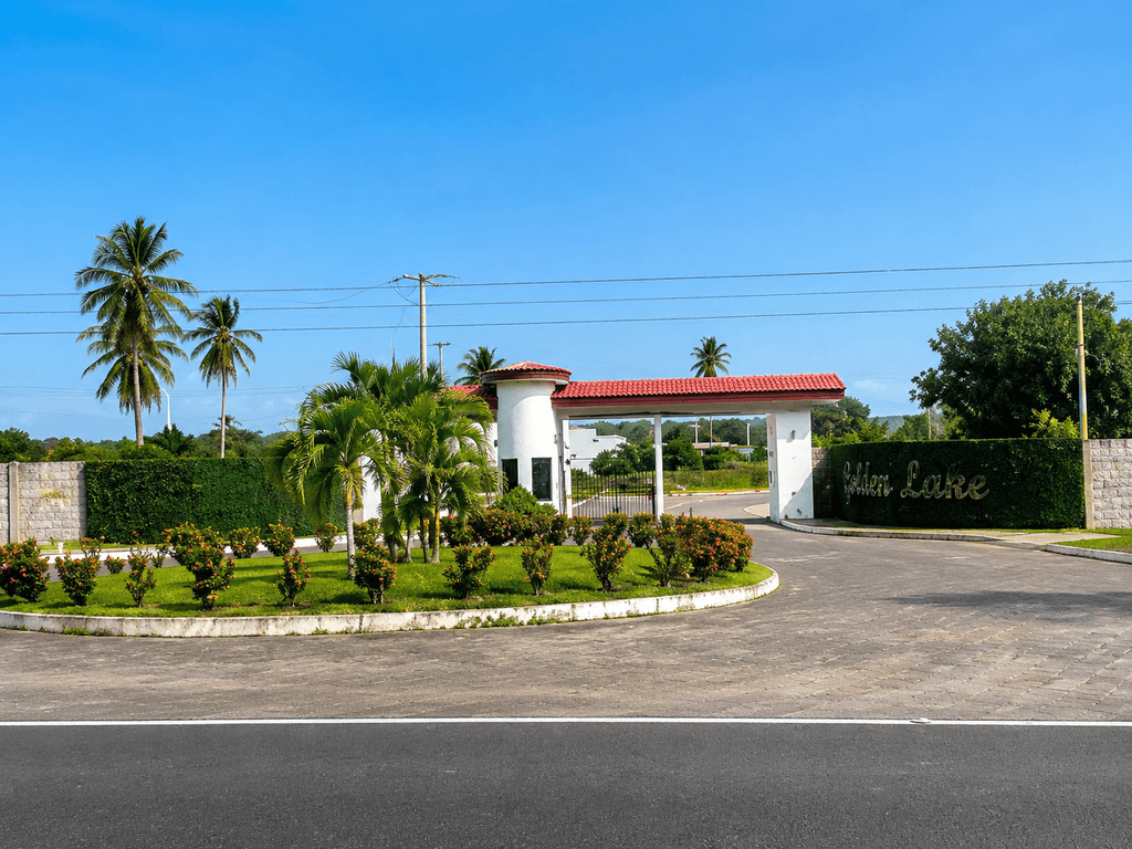 Lote residencial en Golden Lake Costa del Sol - foto 17