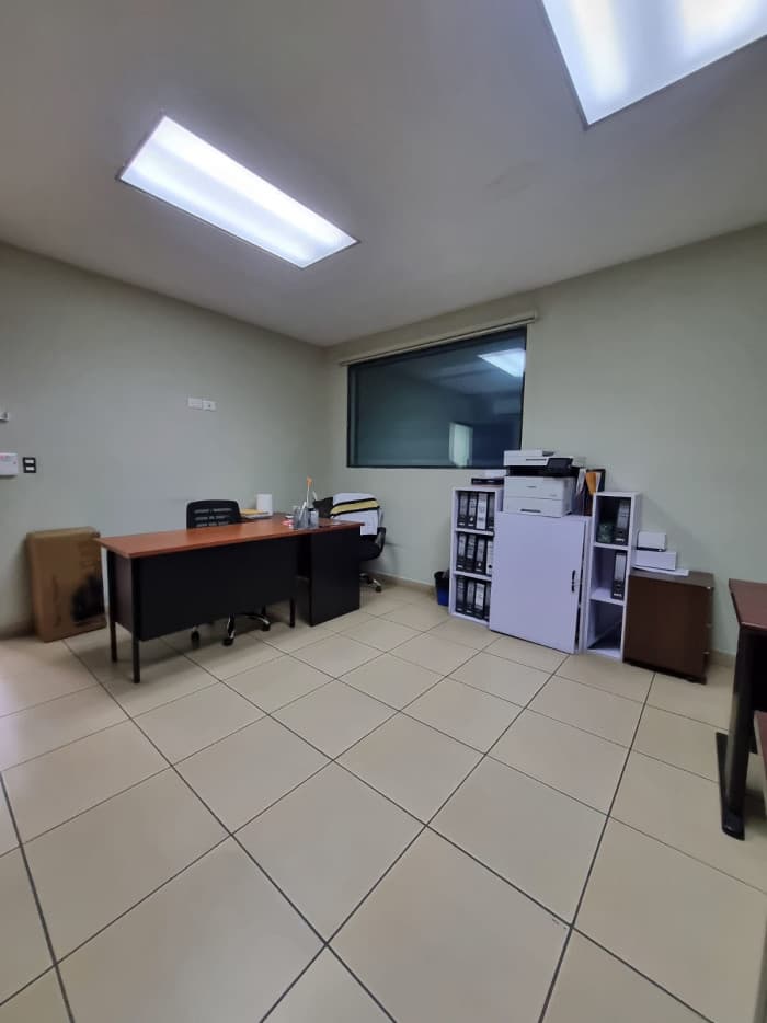 Edificio en alquiler Bulevar Los Próceres de 470 metros - foto 11