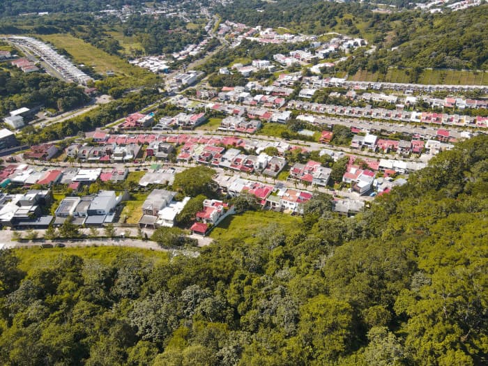 Terreno en venta para inversión en Santa Elena 4.8 mz - foto 3