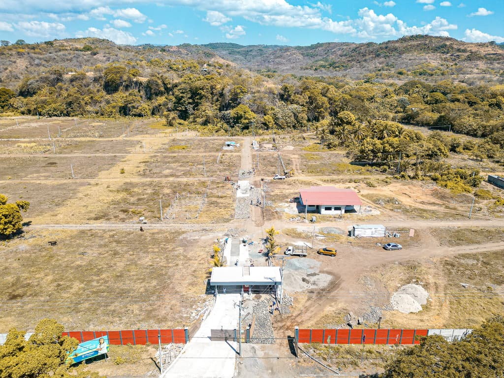 Terreno para desarrollo comercial en Terramar San Diego - foto 2
