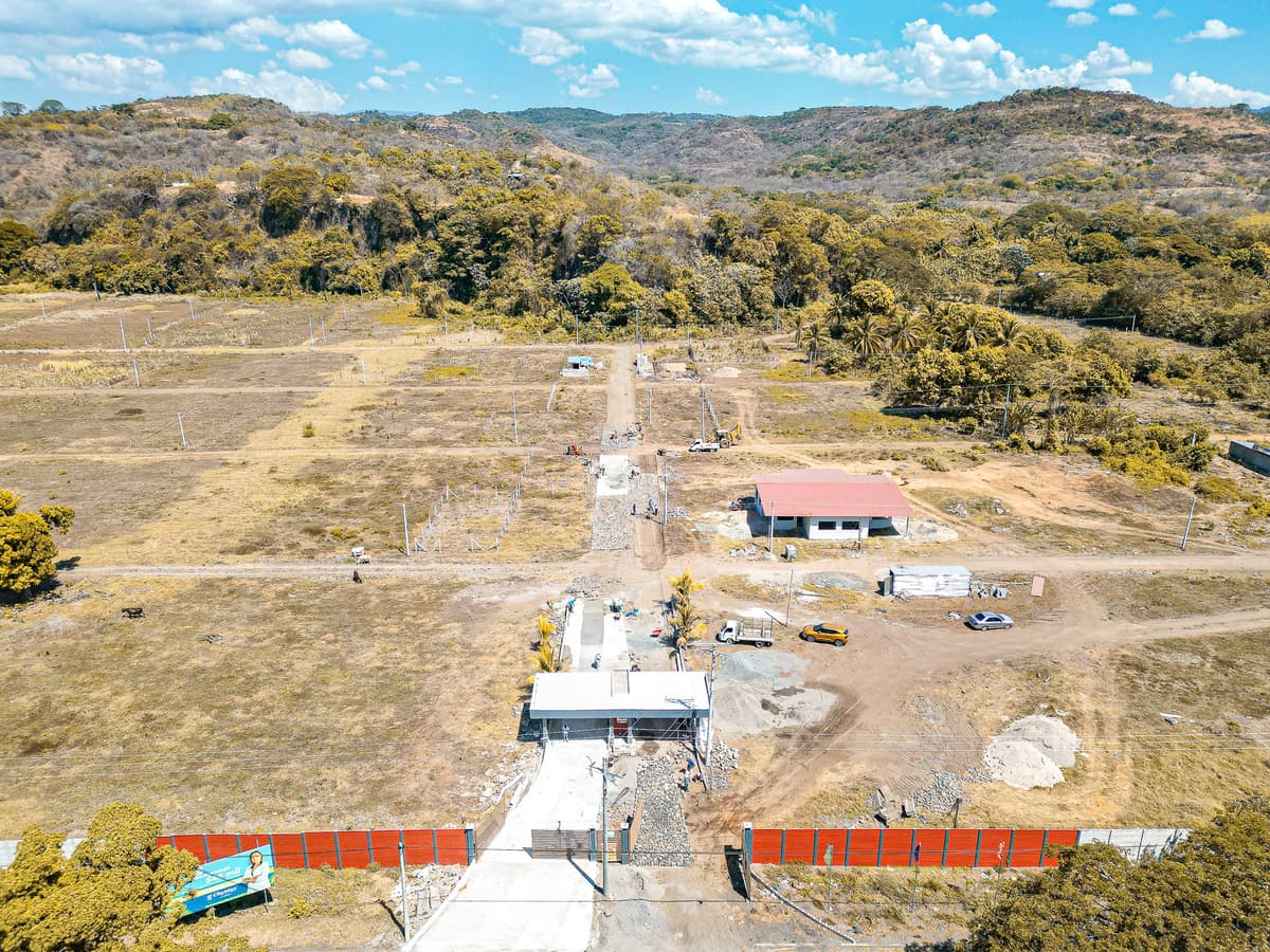 Terreno para desarrollo comercial en Terramar San Diego - foto 2