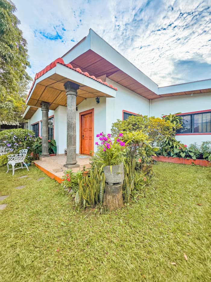 Hermosa casa tipo Quinta en Los Planes de Renderos - foto 4