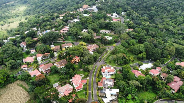 Terreno en venta al lado de Residencial Los Manantiales - foto 7