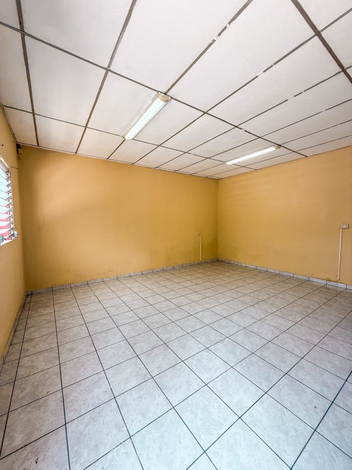 Casa en venta con uso comercial en Santa Ana - foto 10