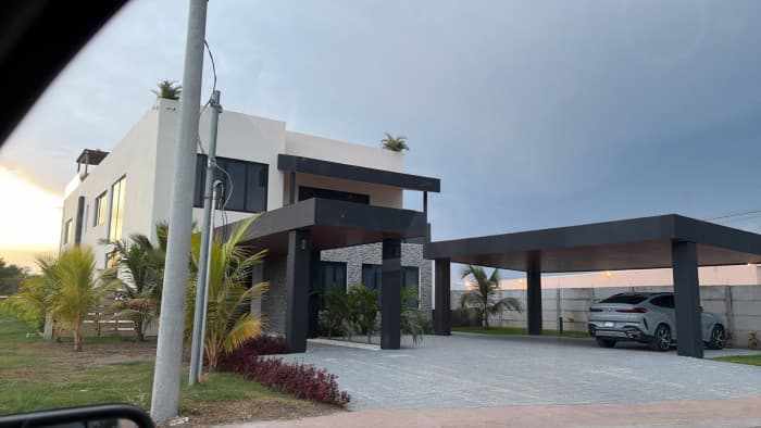 Lote en venta Golden Lake Costa del Sol - foto 9