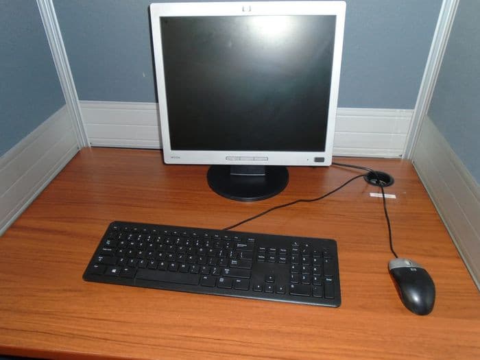 Estaciones equipadas para Call Center en El Salvador - foto 4