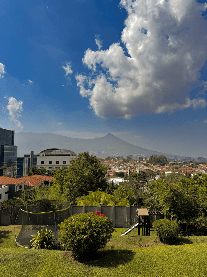 Casa en venta Portones de Madreselva Santa Elena - Vista de la casa