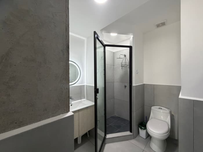 Apartamento amueblado en Park Tower Nuevo Cuscatlán - Baño