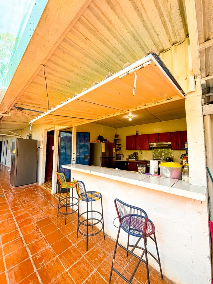 Casa en venta en el centro de Tamanique La Libertad - foto 8