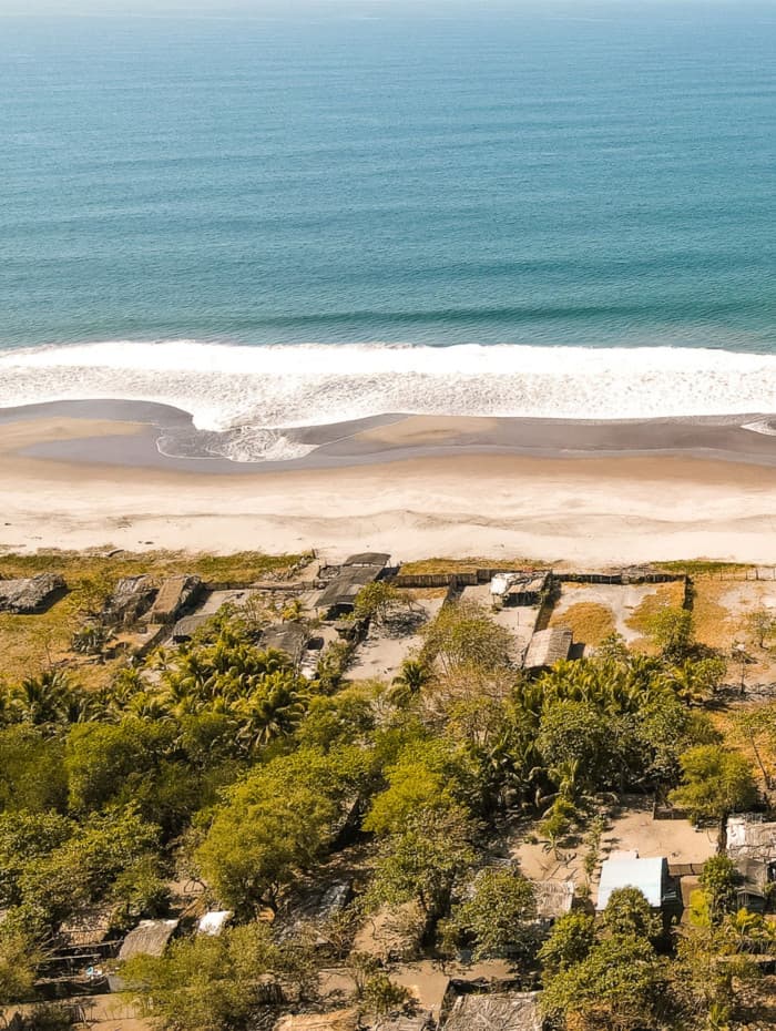 Lote en venta segunda fila playa Toluca La Libertad - foto 11
