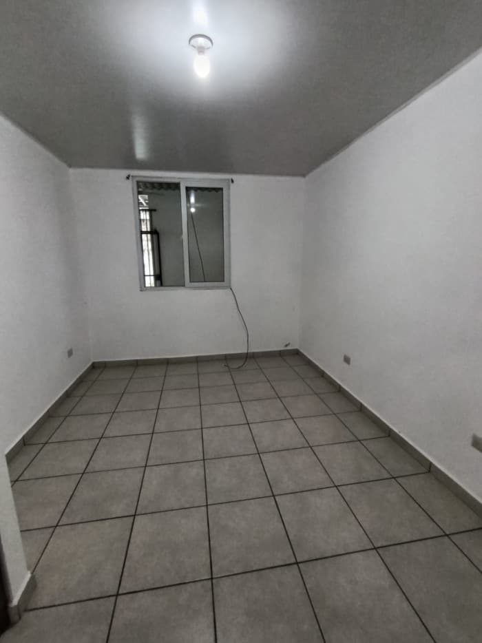 Casa en alquiler Colonia San Juan Planes de Renderos - foto 7