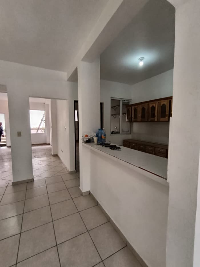 Casa en alquiler Colonia San Juan Planes de Renderos - foto 2
