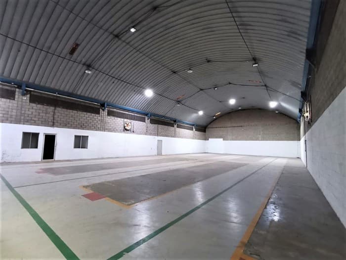 Alquiler bodega en zona industrial Siemens Santa Elena - foto 6