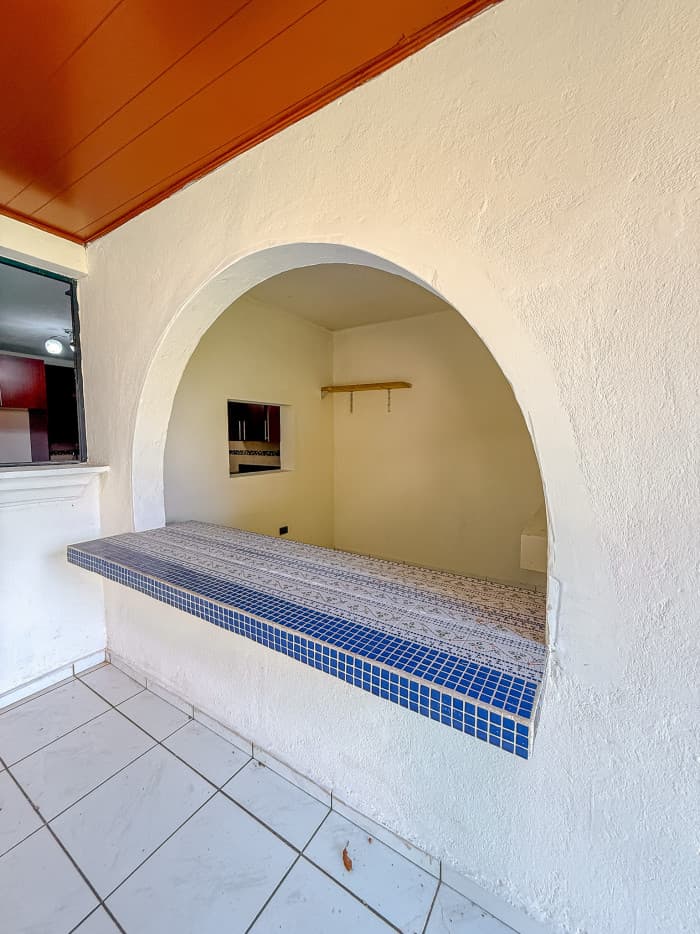 Casa en venta con uso comercial en Antiguo Cuscatlán - foto 10