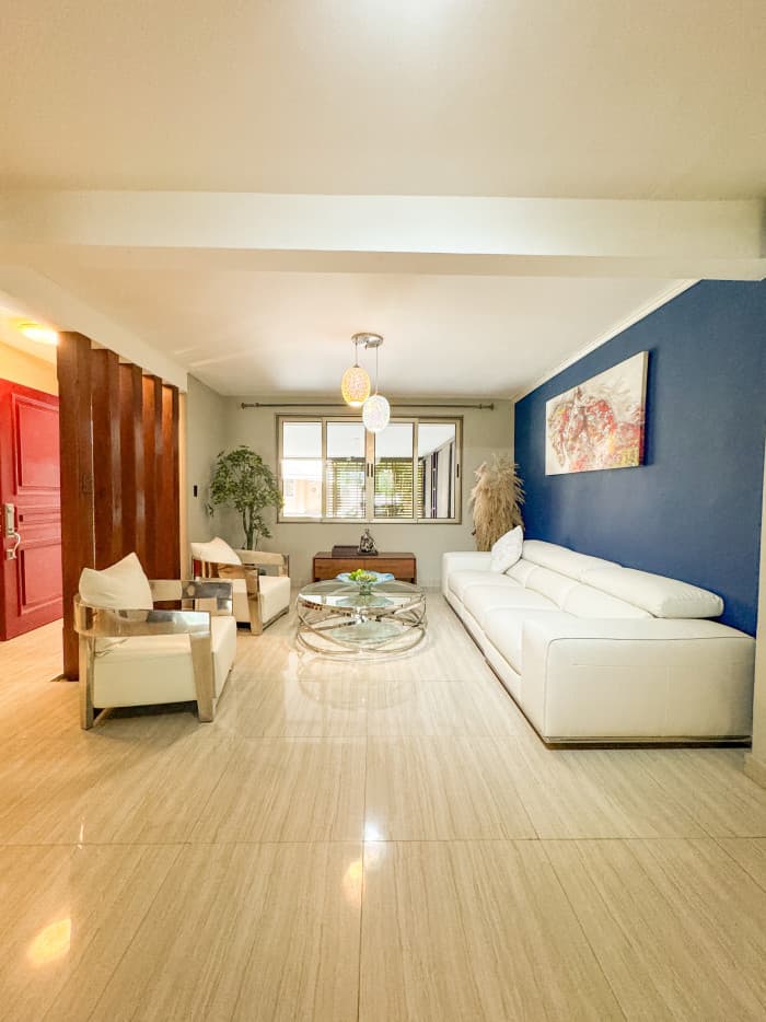Casa amueblada y remodelada en alquiler en Santa Elena - foto 2