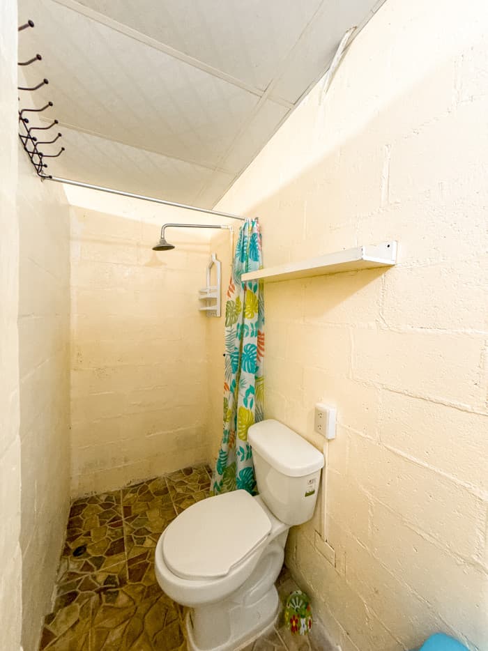 Casa en venta en el centro de Tamanique La Libertad - foto 19