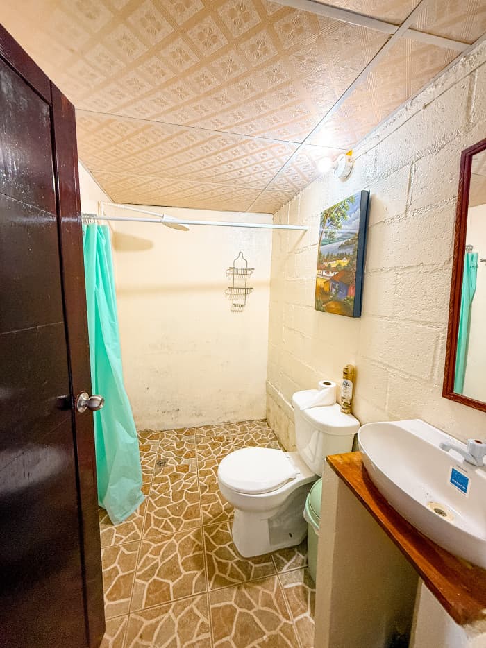 Casa en venta en el centro de Tamanique La Libertad - foto 28