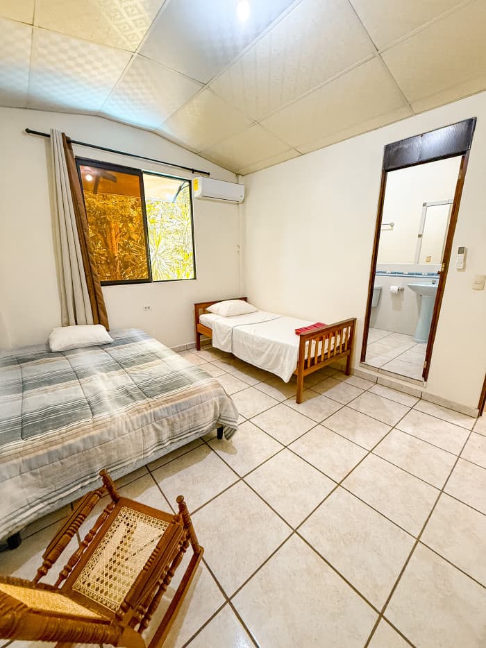 Casa en venta con apartamento en Bahía Dorada - foto 4