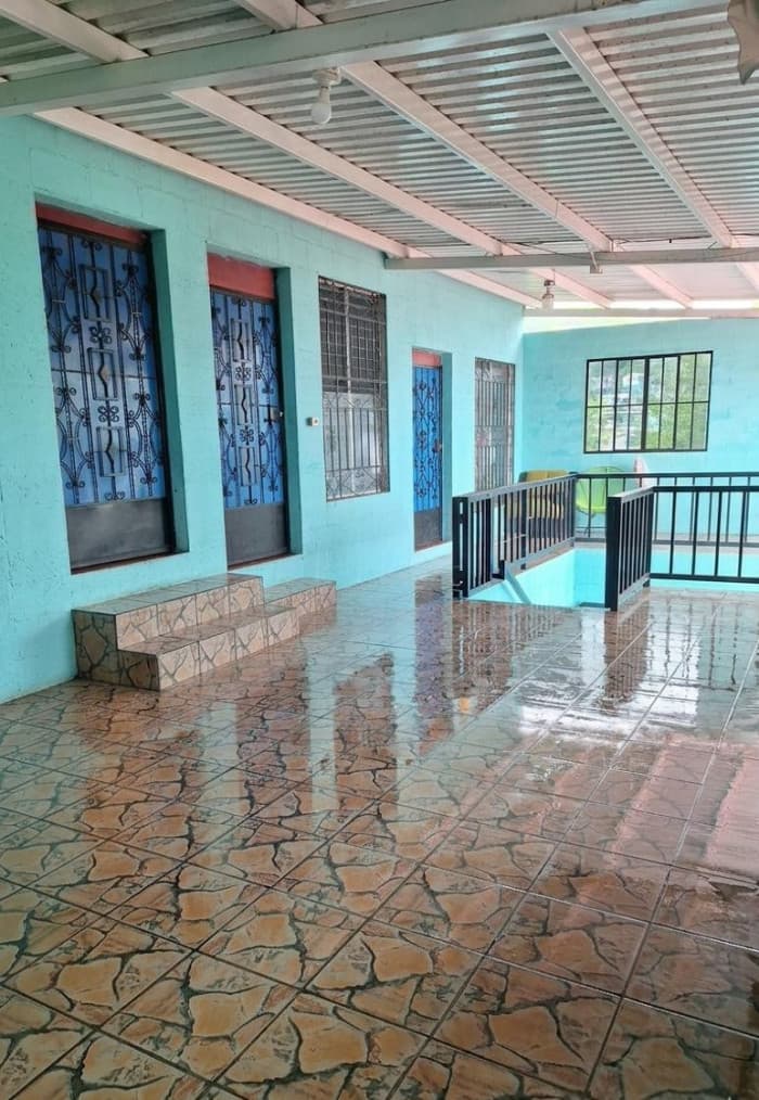 Casa en venta en el centro del Puerto de La Libertad - foto 7