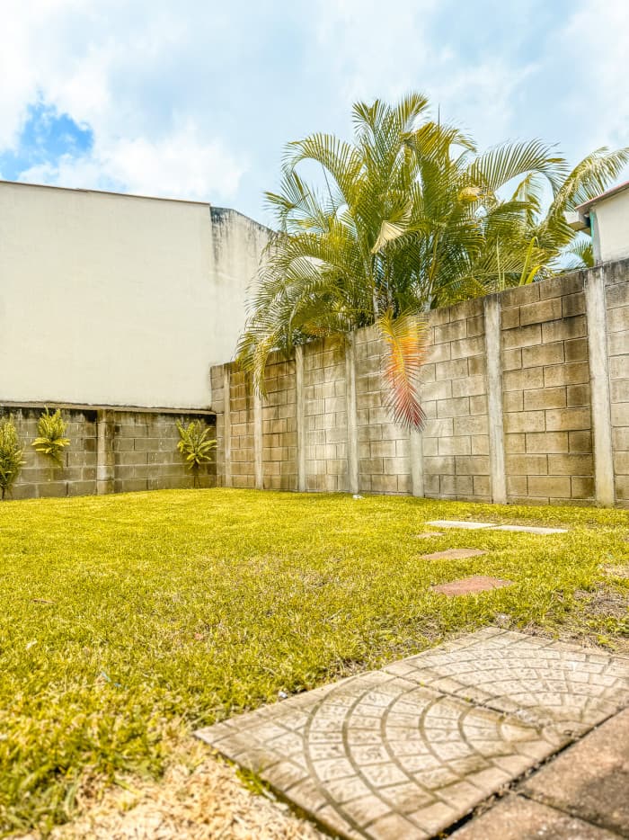 Casa con jardín en Quintas de San Agustín Lourdes - foto 10
