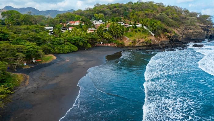 Terreno con acceso al mar en Playa Shalpa La Libertad - foto 7