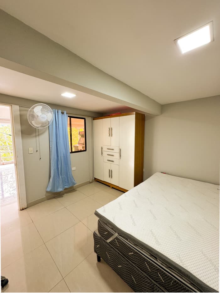 Casa de campo tipo mansión en venta en Huizúcar - foto 11