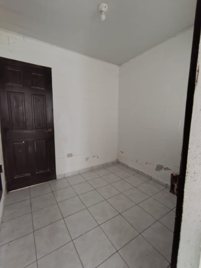 Casa en alquiler Colonia San Juan Planes de Renderos - foto 8