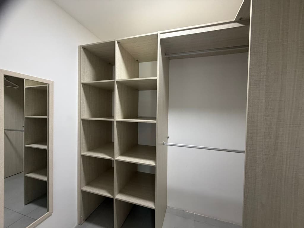 Apartamento amueblado en Park Tower Nuevo Cuscatlán - Closet